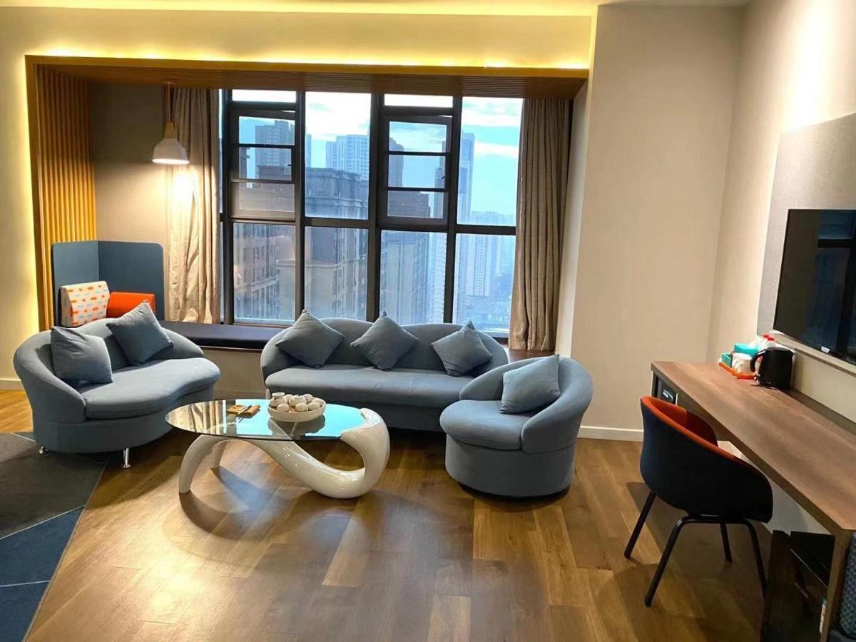 Holiday Inn Express - Wuhan Optical Valley By Ihg Buitenkant foto