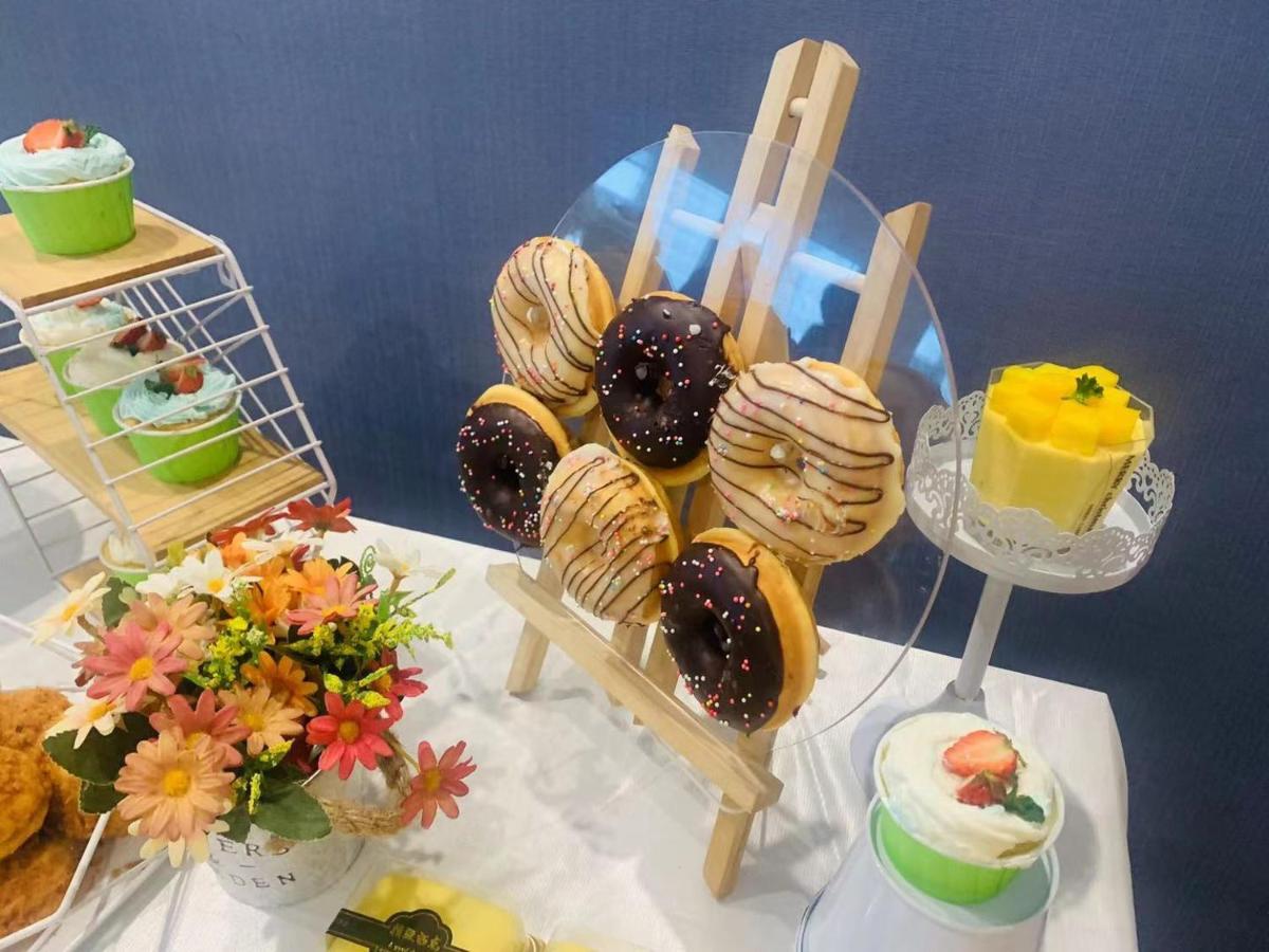 Holiday Inn Express - Wuhan Optical Valley By Ihg Buitenkant foto