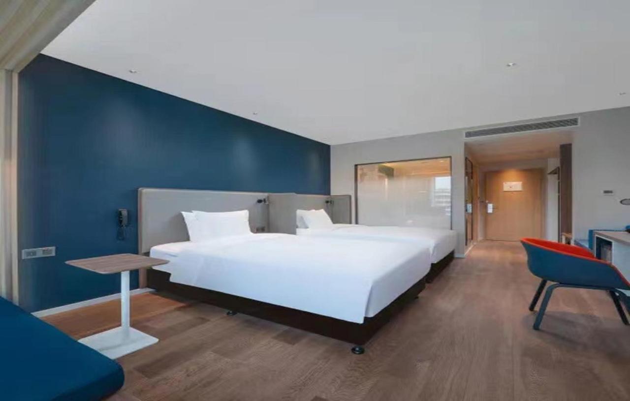 Holiday Inn Express - Wuhan Optical Valley By Ihg Buitenkant foto