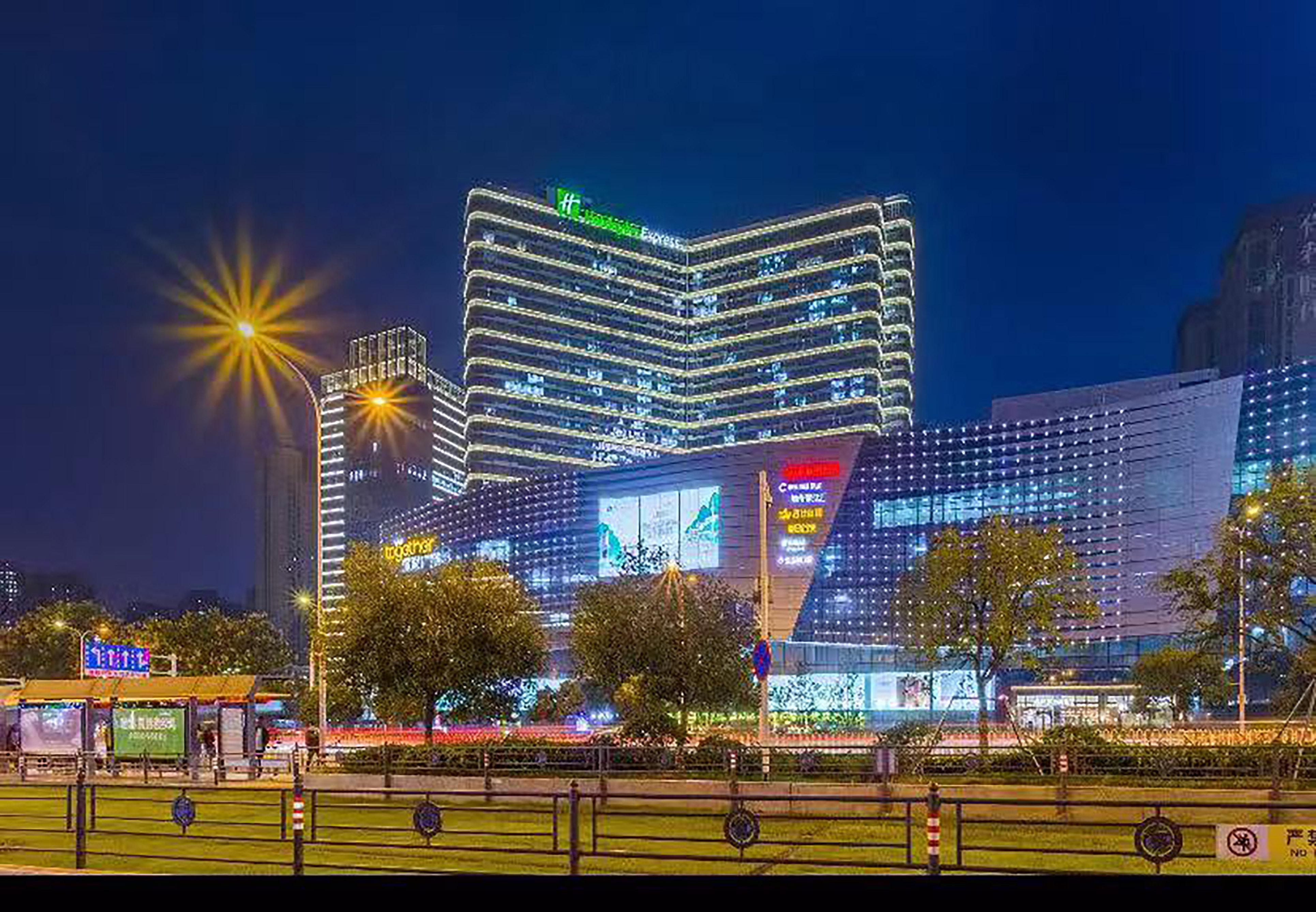Holiday Inn Express - Wuhan Optical Valley By Ihg Buitenkant foto