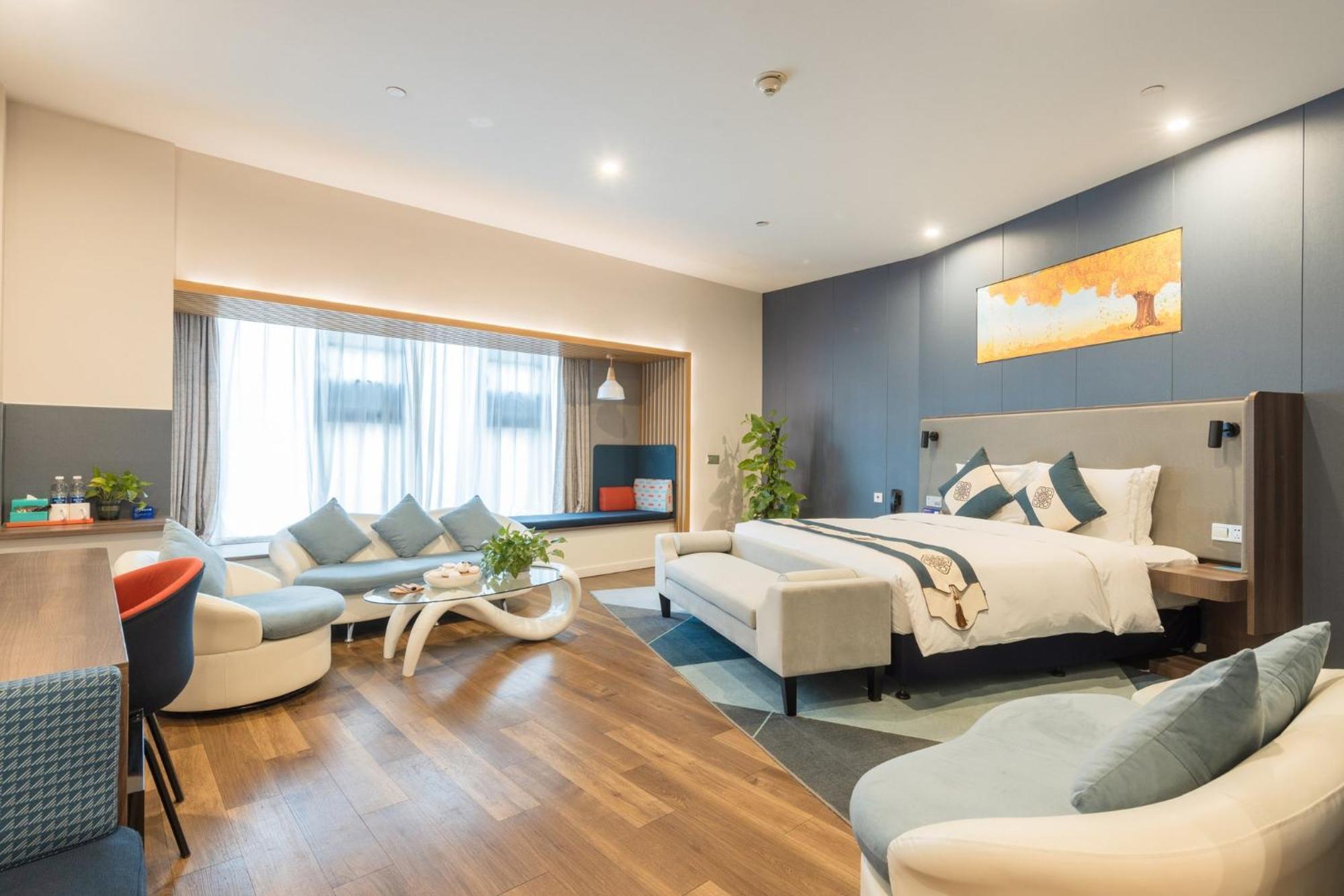 Holiday Inn Express - Wuhan Optical Valley By Ihg Buitenkant foto